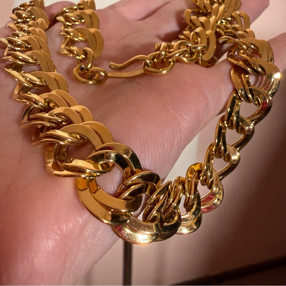 MONET vintage 1970s modernism Heavy oversized Gold Double Link chain Necklace